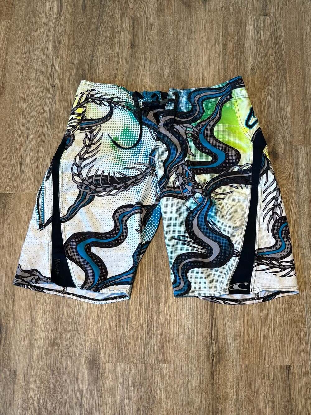 O'Neill Superfreak Boardshorts Size 32 White Blue Graphic Swim